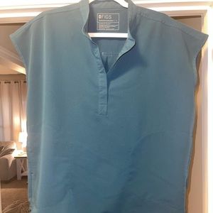 Rafaela Oversized Scrub Top - Caribbean Blue